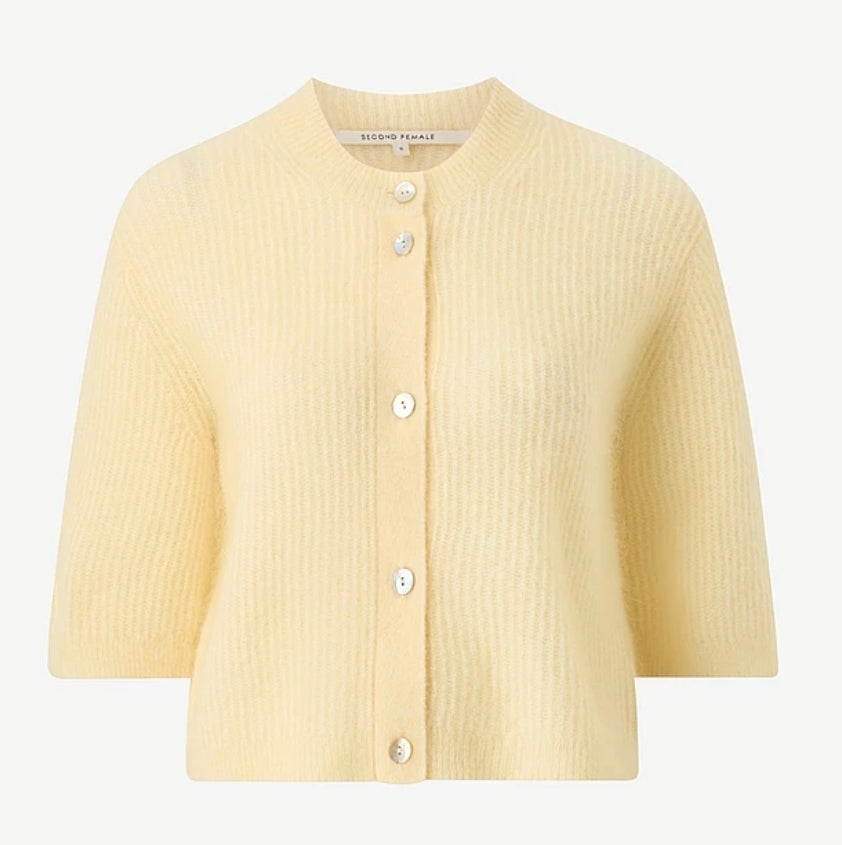 Andrea knit